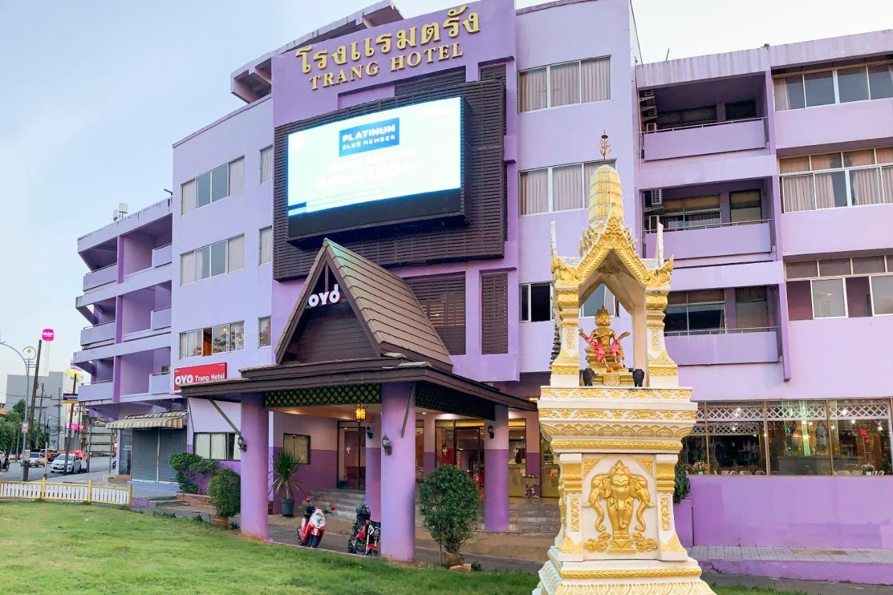 Oyo 565 Trang Hotel מראה חיצוני תמונה