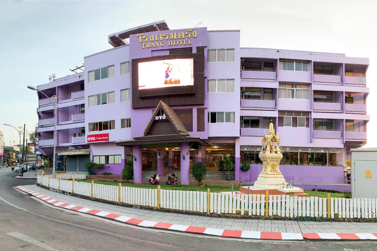 Oyo 565 Trang Hotel מראה חיצוני תמונה