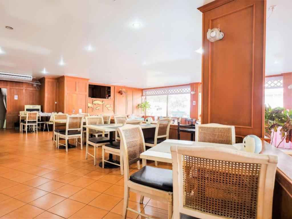 Oyo 565 Trang Hotel מראה חיצוני תמונה