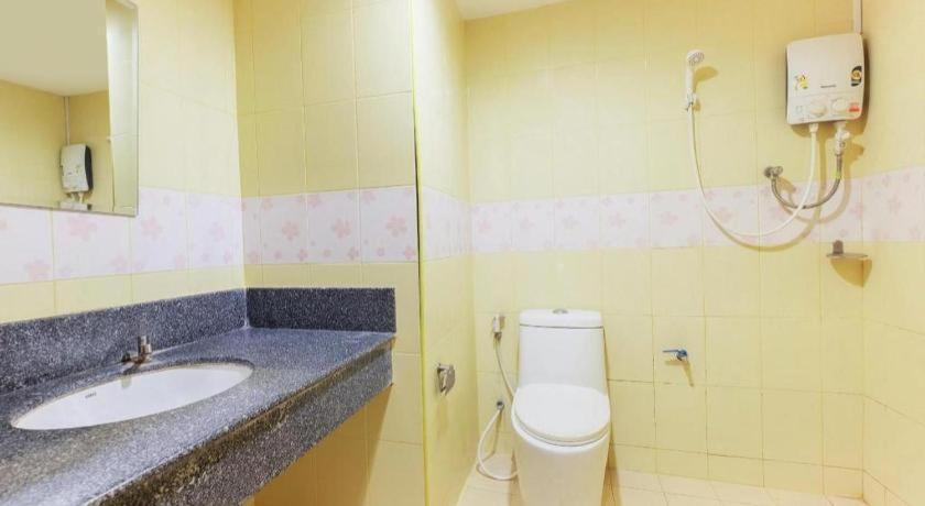 Oyo 565 Trang Hotel מראה חיצוני תמונה